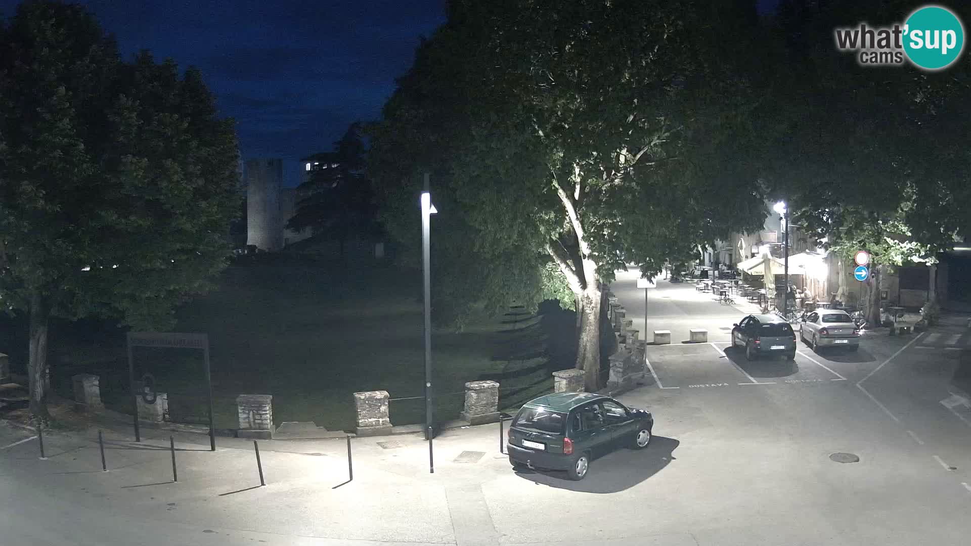 Uživo Svetvinčenat – pogled na dvorac Morosini Grimani – Istra