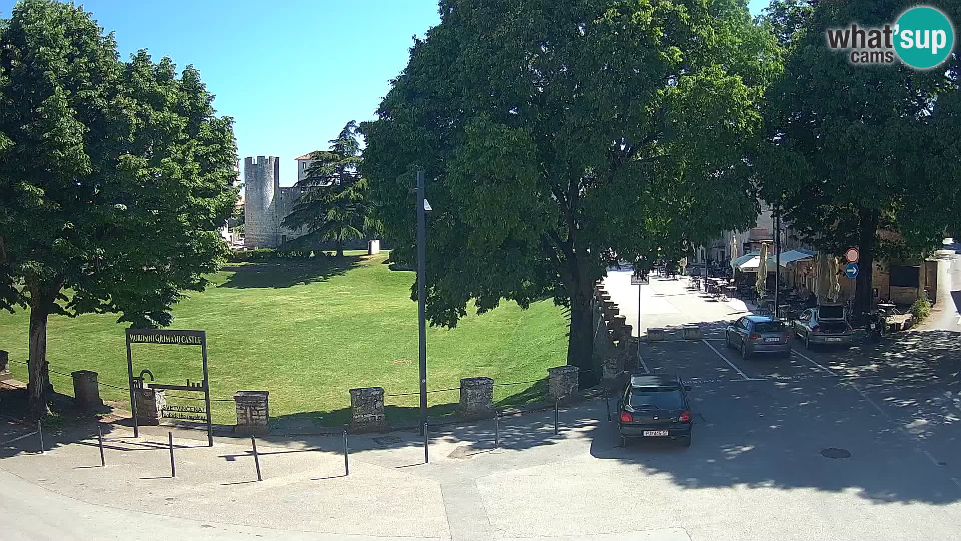 Live Svetvinčenat – Blick auf Schloss Morosini Grimani – Istrien – Kroatien
