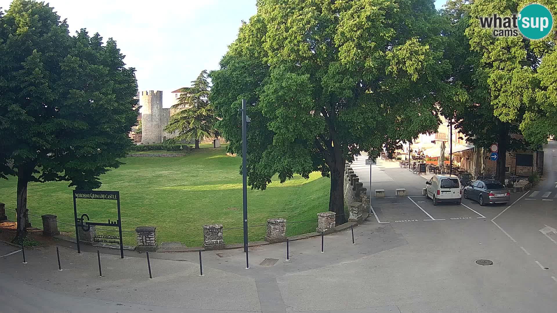 Live Svetvinčenat – Blick auf Schloss Morosini Grimani – Istrien – Kroatien
