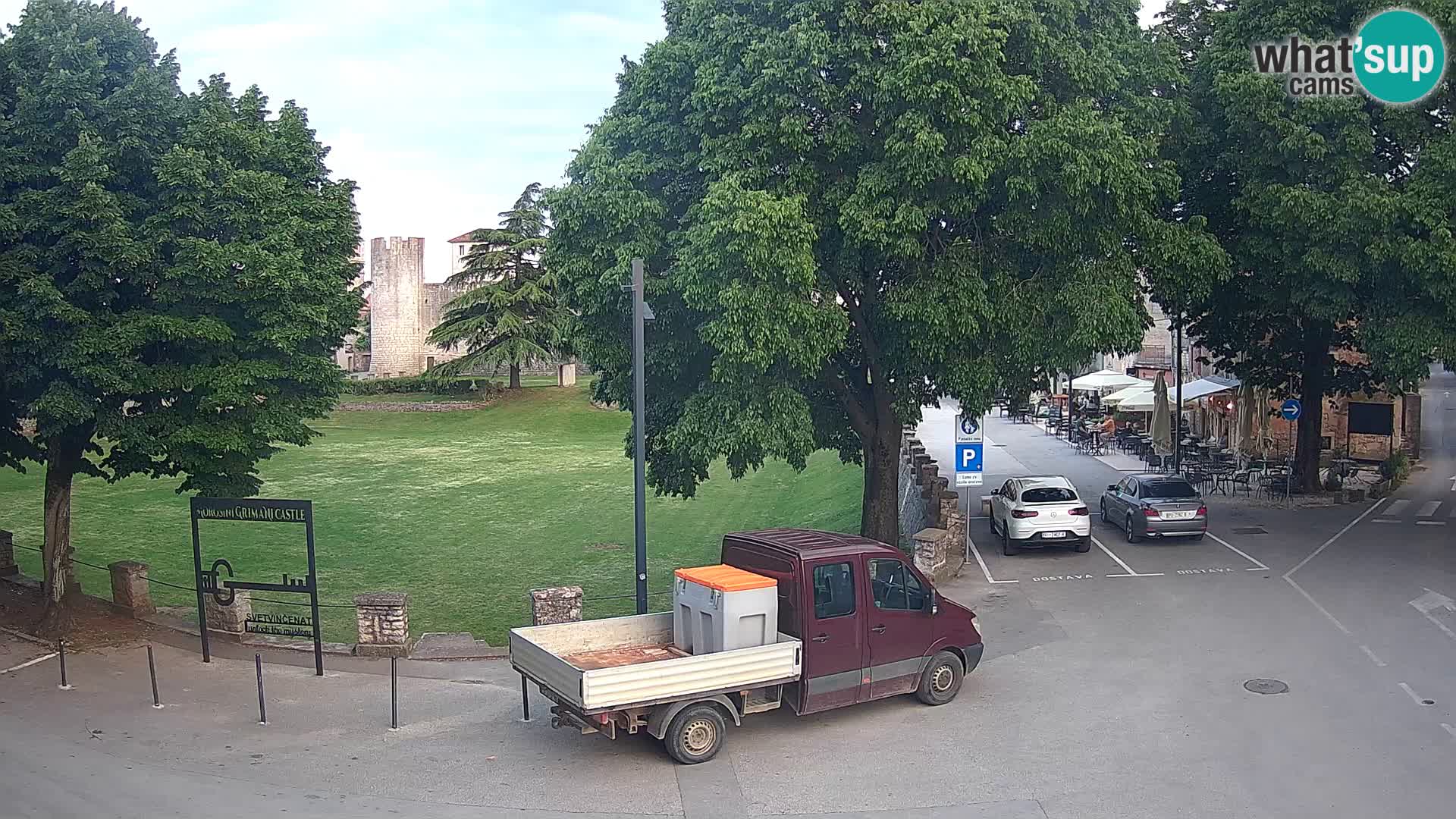 Live Svetvinčenat – vue sur le château Morosini Grimani – Istrie – Croatie