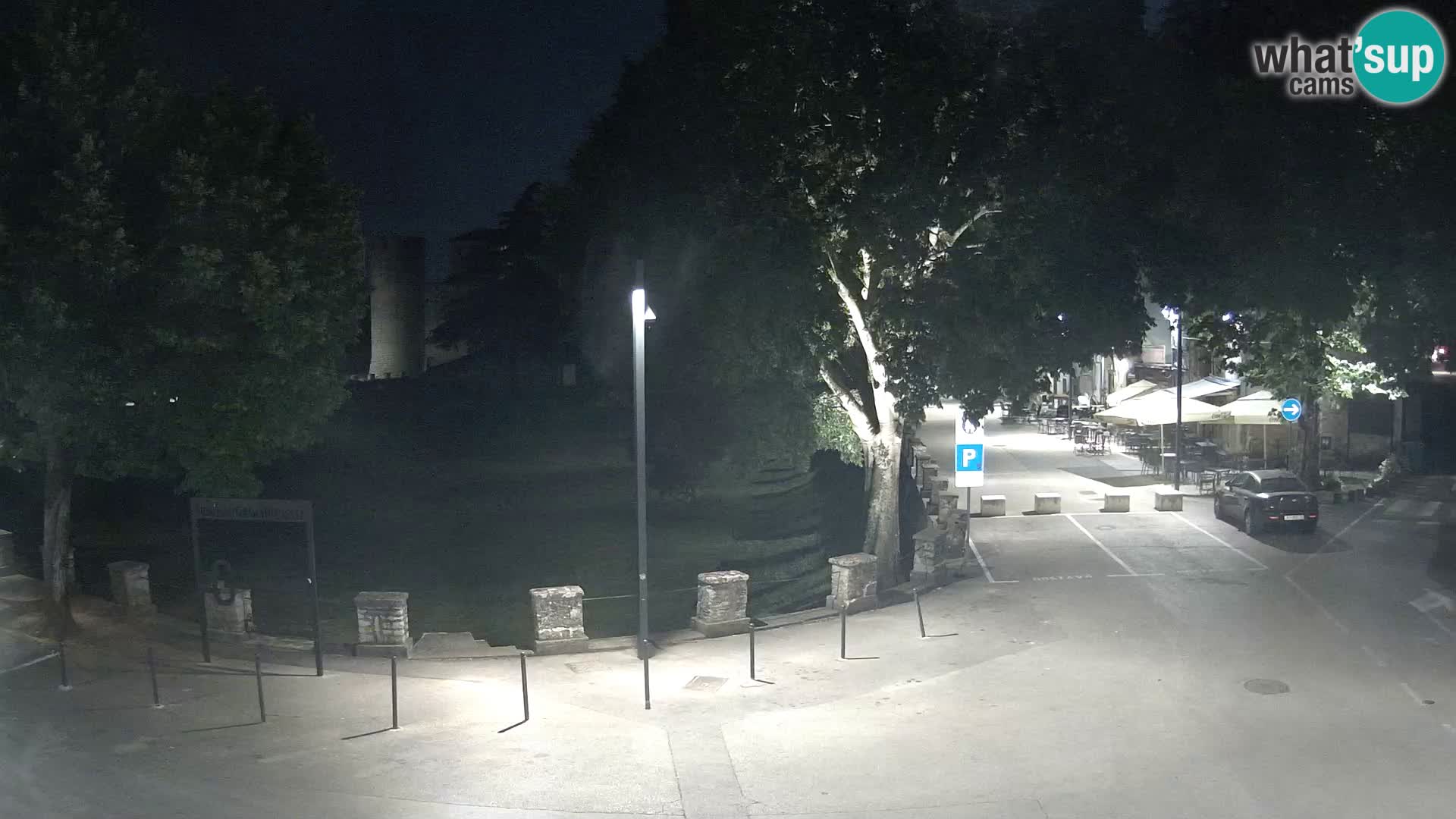 Live Svetvinčenat – Blick auf Schloss Morosini Grimani – Istrien – Kroatien