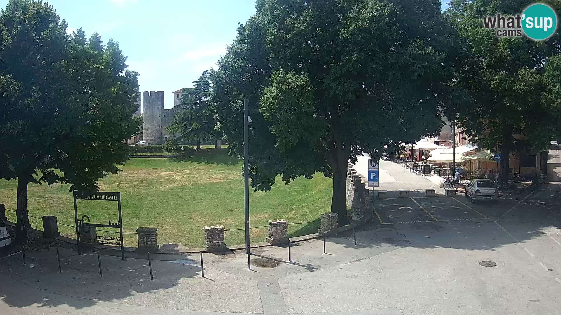 Live Svetvinčenat – Blick auf Schloss Morosini Grimani – Istrien – Kroatien