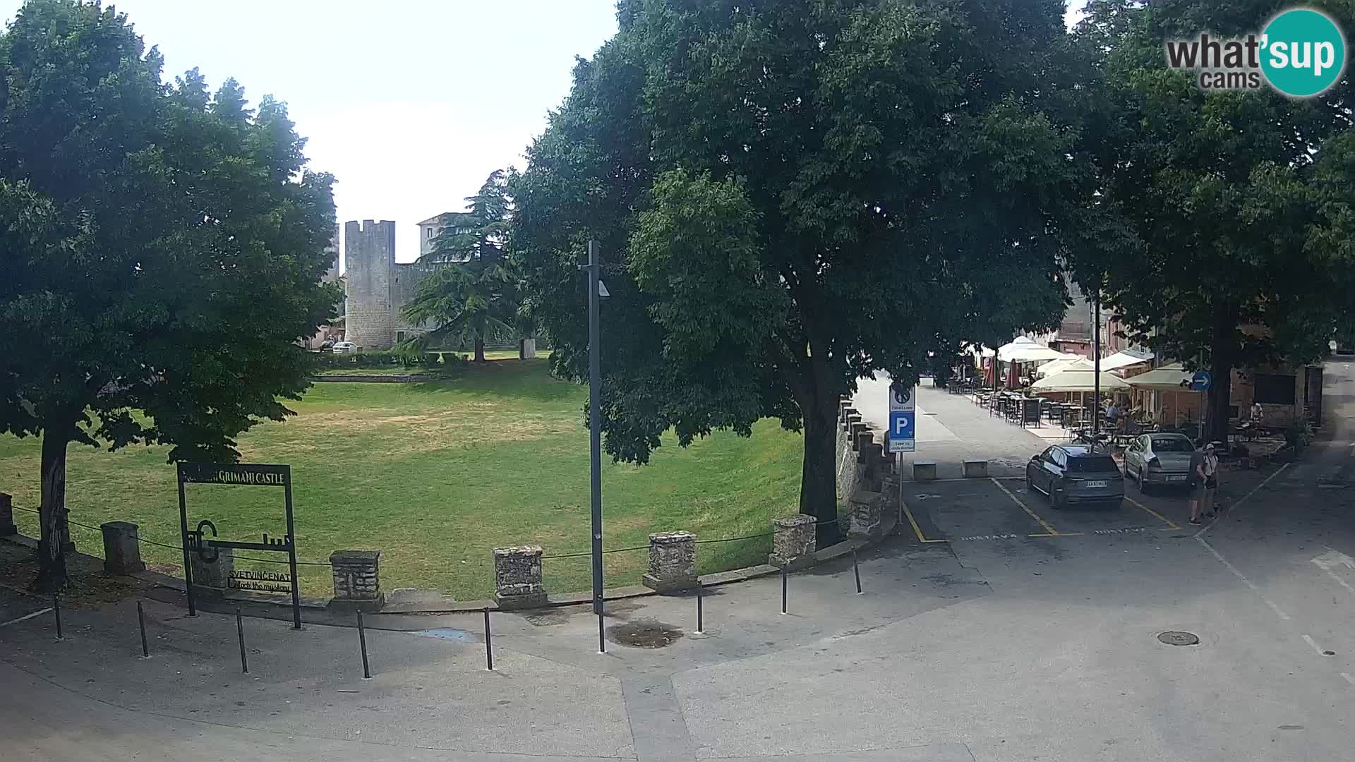 Live Svetvinčenat – Blick auf Schloss Morosini Grimani – Istrien – Kroatien