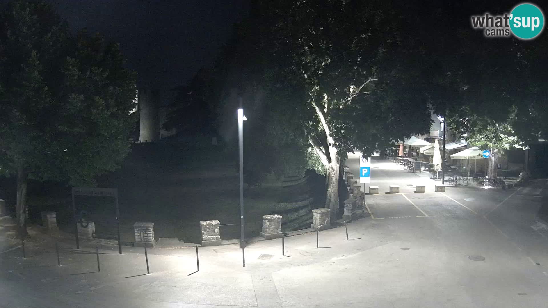 Live Svetvinčenat – Blick auf Schloss Morosini Grimani – Istrien – Kroatien