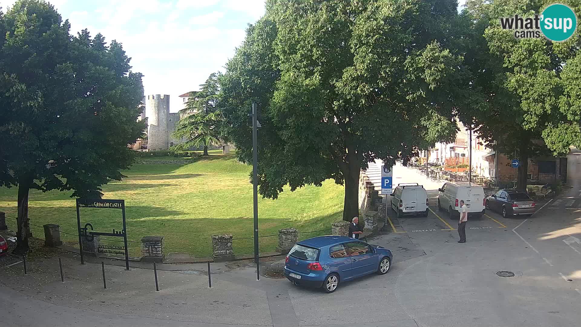 Live Svetvinčenat – Blick auf Schloss Morosini Grimani – Istrien – Kroatien