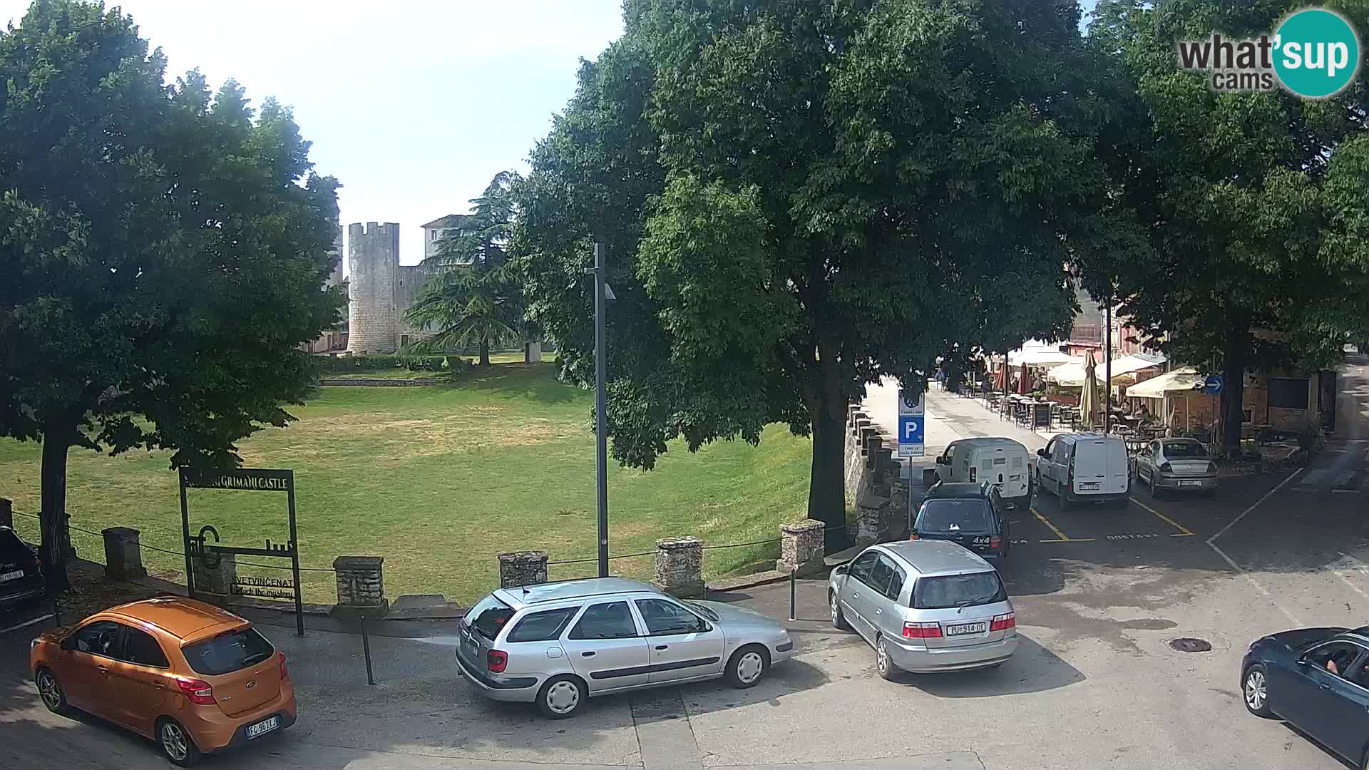 LIVE Svetvinčenat – vista al castillo Morosini Grimani – Istria – Croacia