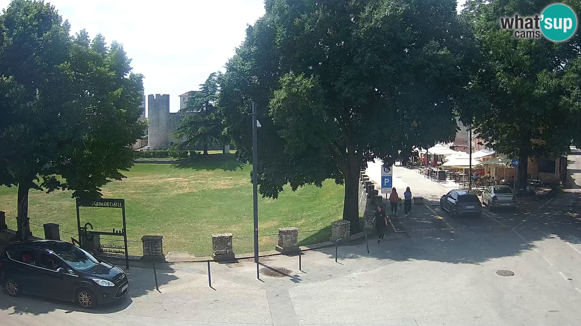 Live Svetvinčenat – vue sur le château Morosini Grimani – Istrie – Croatie