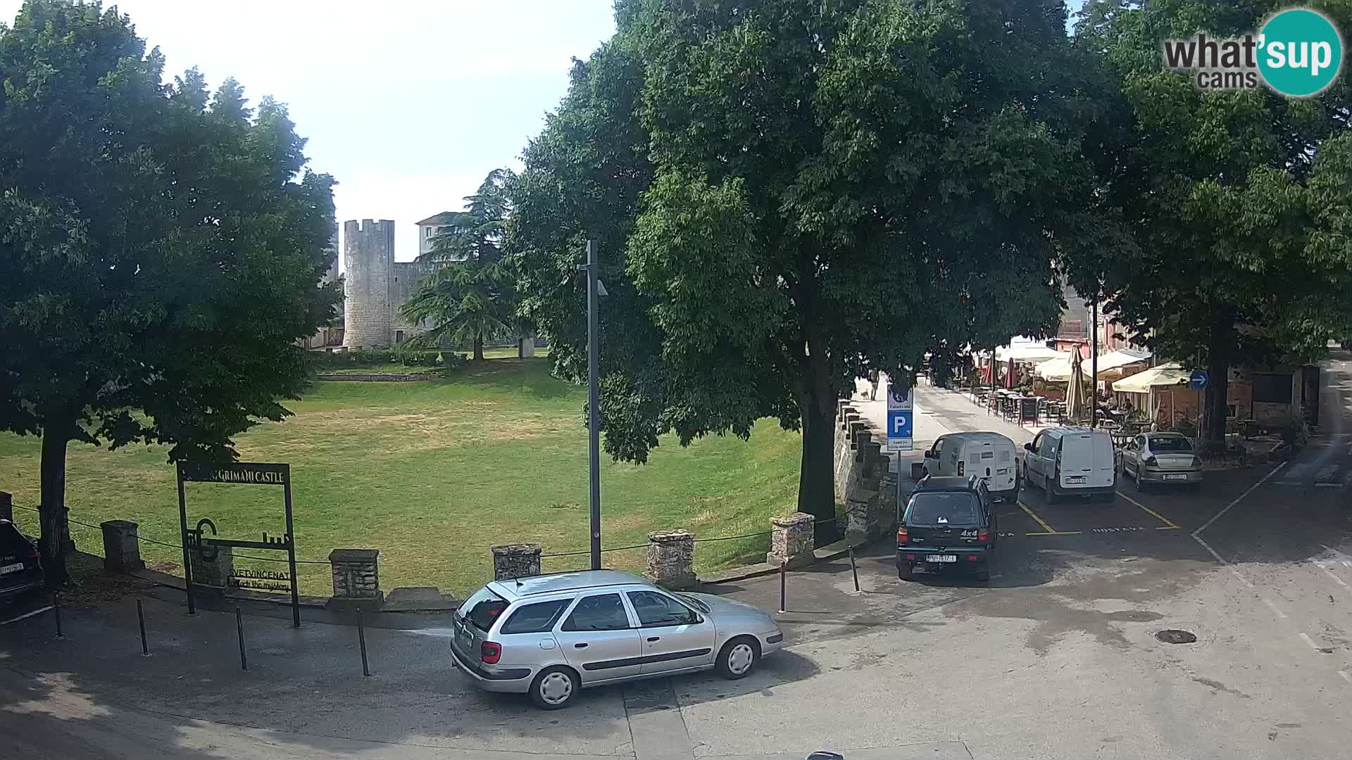 Live Svetvinčenat (Sanvincenti) – vista sul castello Morosini Grimani – Istria – Croazia