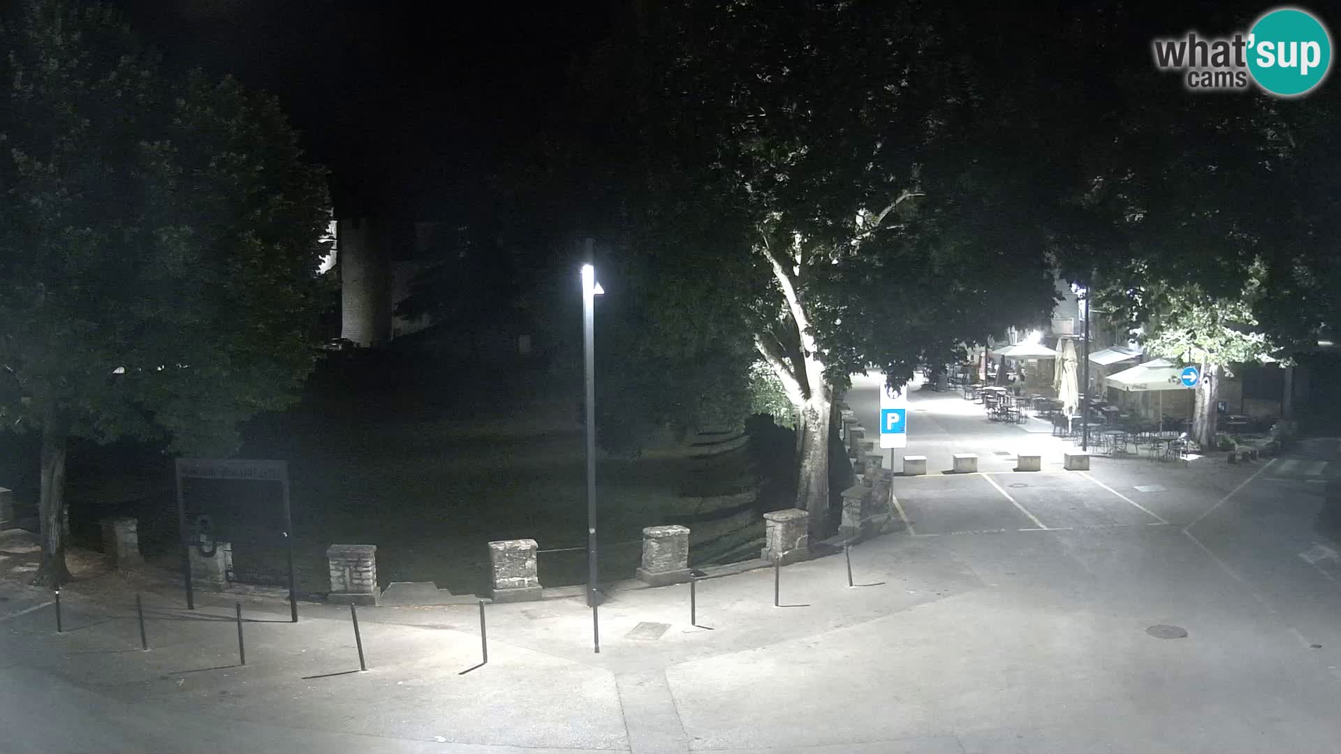 Uživo Svetvinčenat – pogled na dvorac Morosini Grimani – Istra