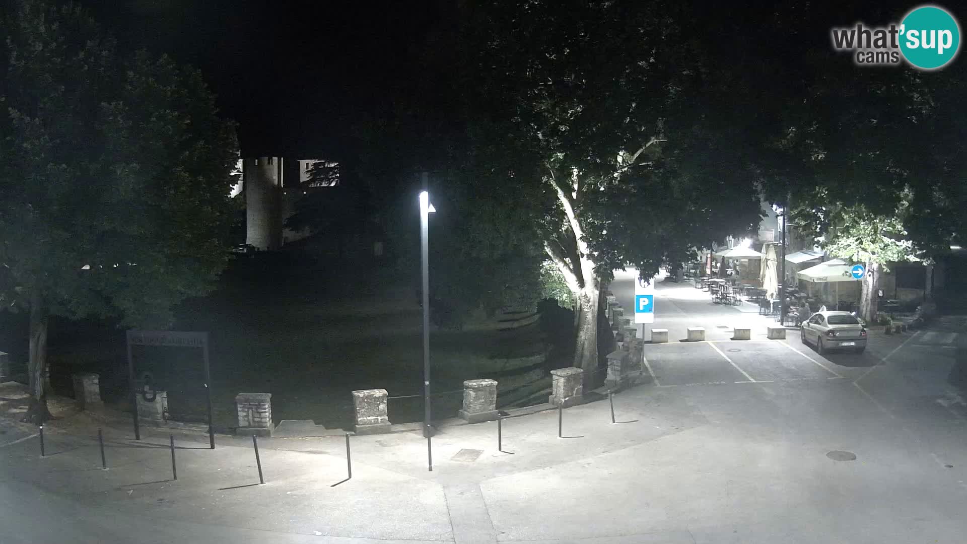 Svetvinčenat v živo – pogled na grad Morosini Grimani – Istra – Hrvaška