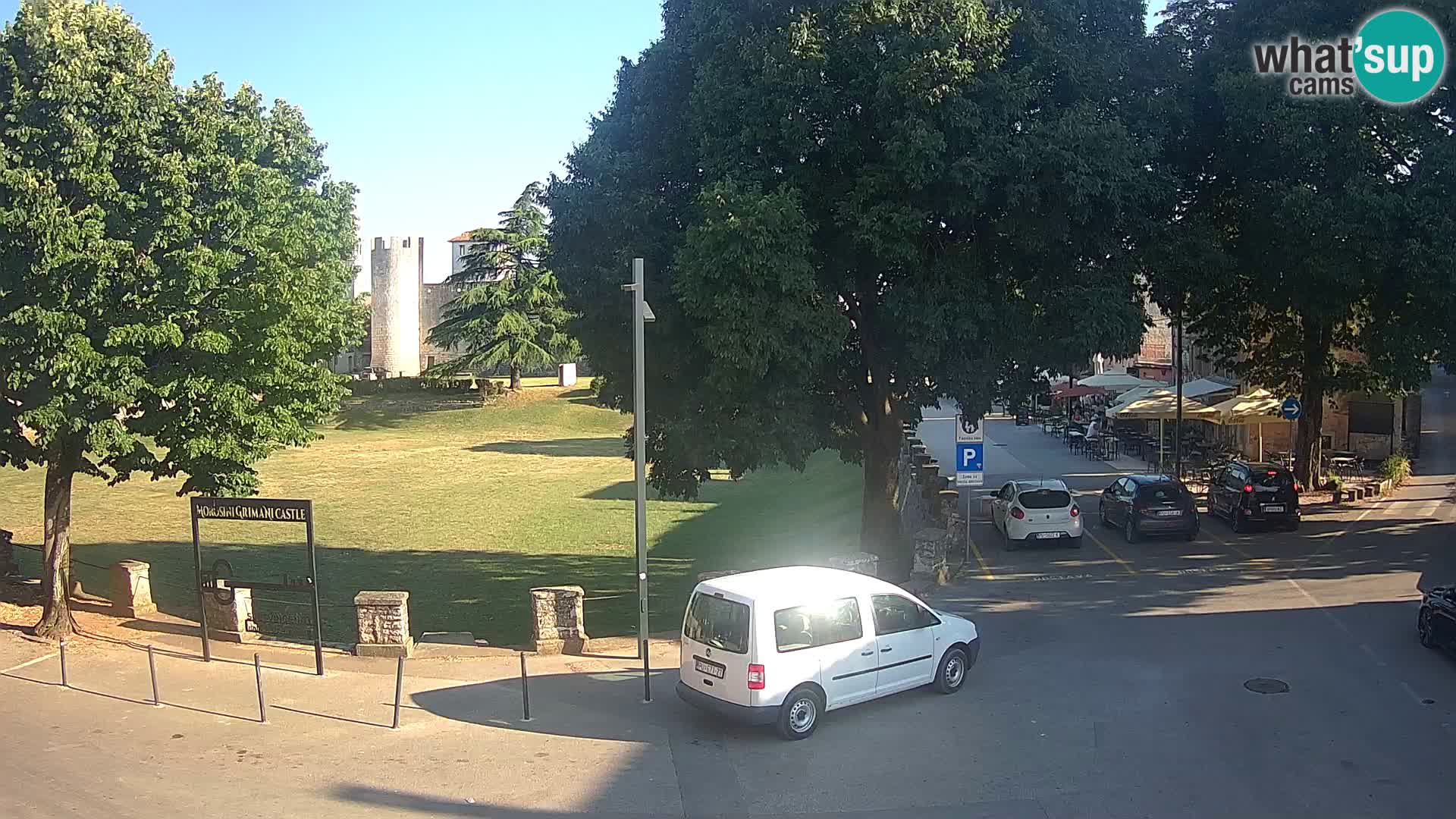 Live Svetvinčenat – Blick auf Schloss Morosini Grimani – Istrien – Kroatien