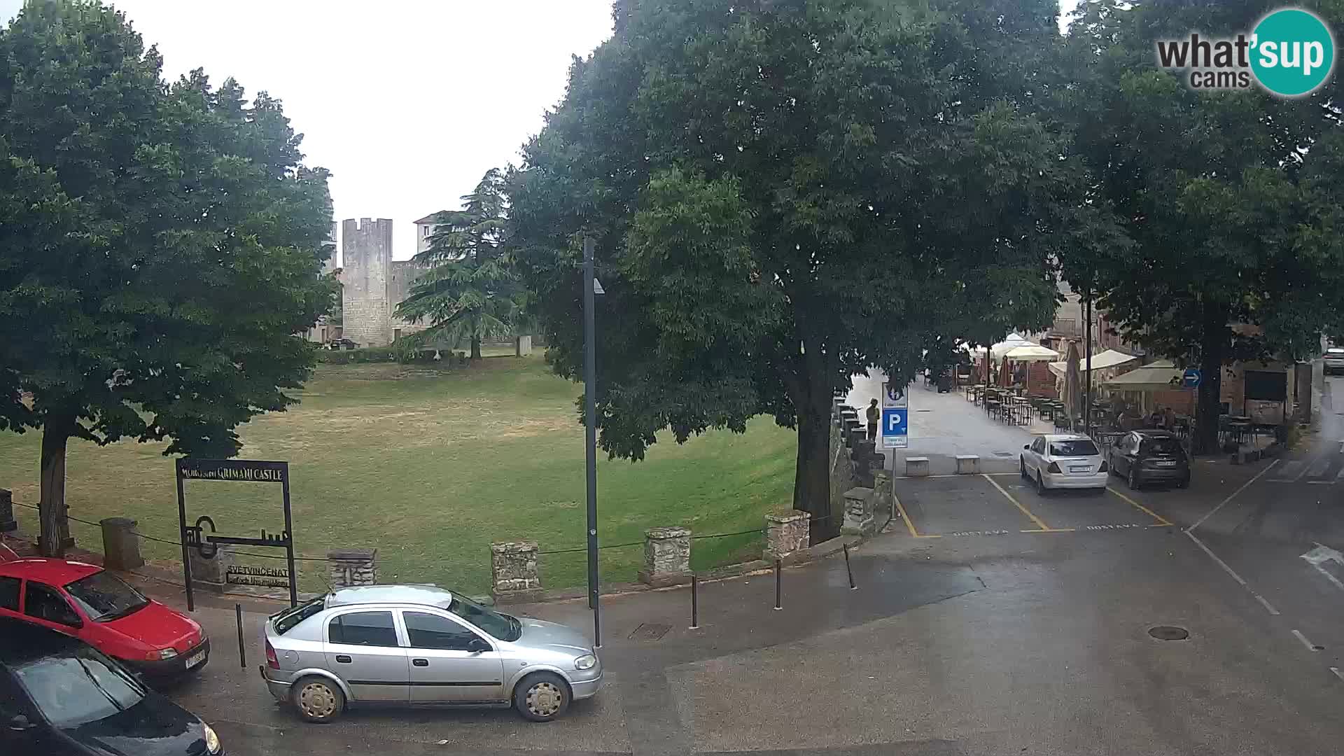 Live Svetvinčenat – vue sur le château Morosini Grimani – Istrie – Croatie