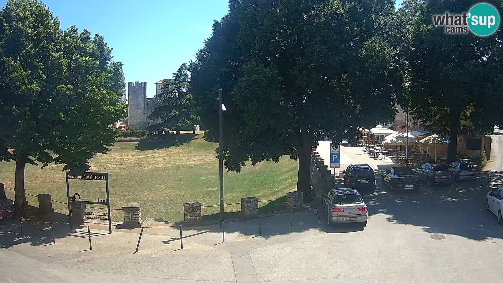Live Svetvinčenat (Sanvincenti) – vista sul castello Morosini Grimani – Istria – Croazia
