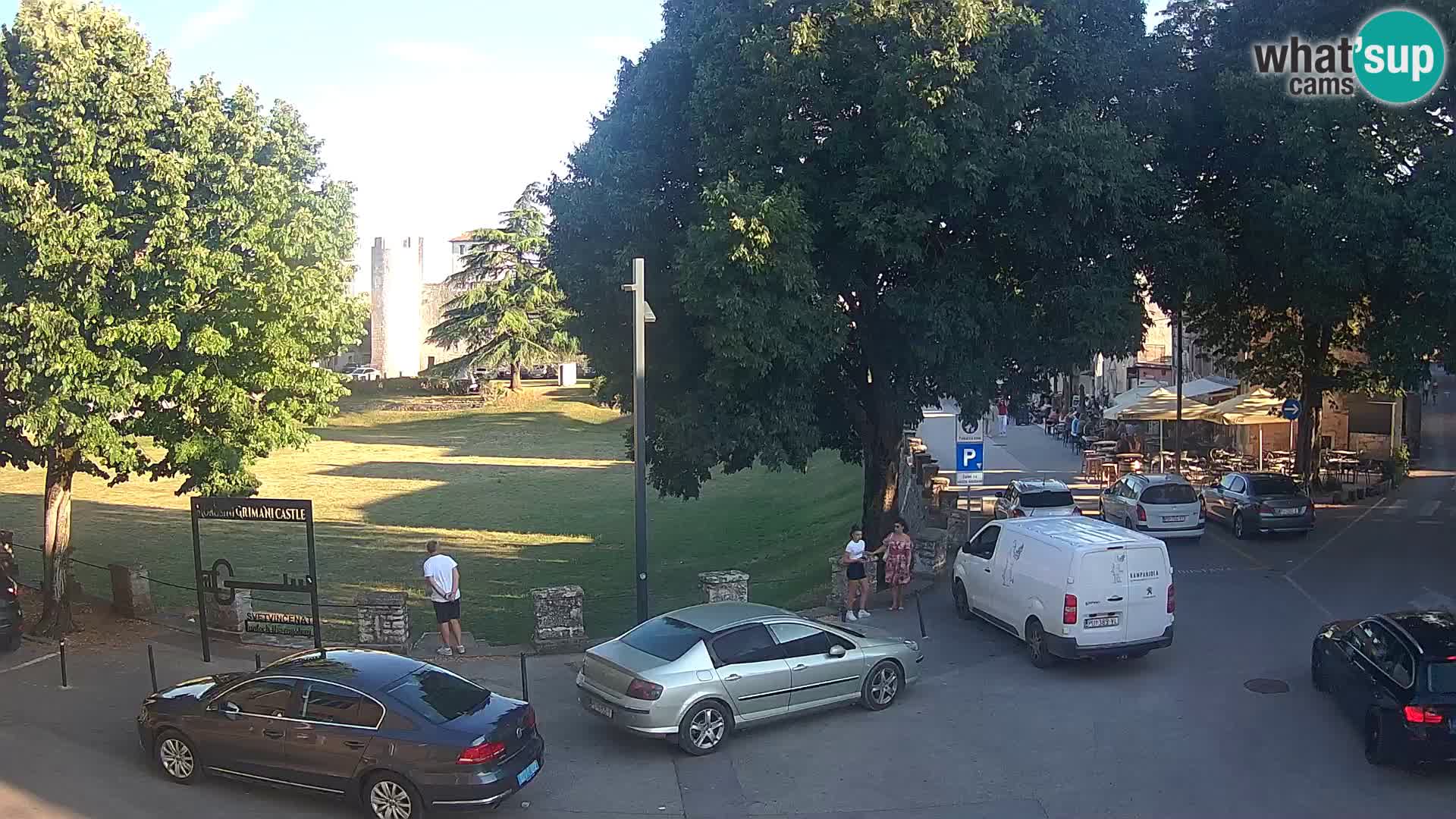 Uživo Svetvinčenat – pogled na dvorac Morosini Grimani – Istra