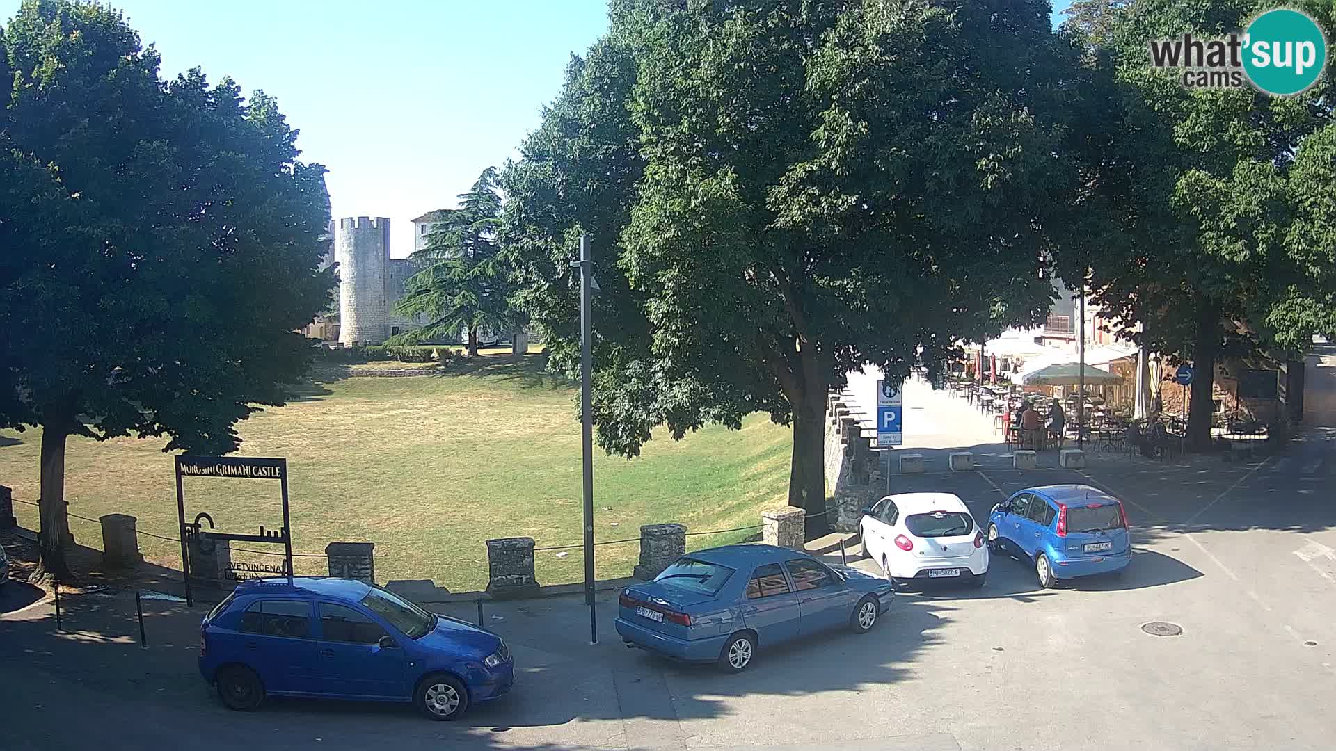 Uživo Svetvinčenat – pogled na dvorac Morosini Grimani – Istra