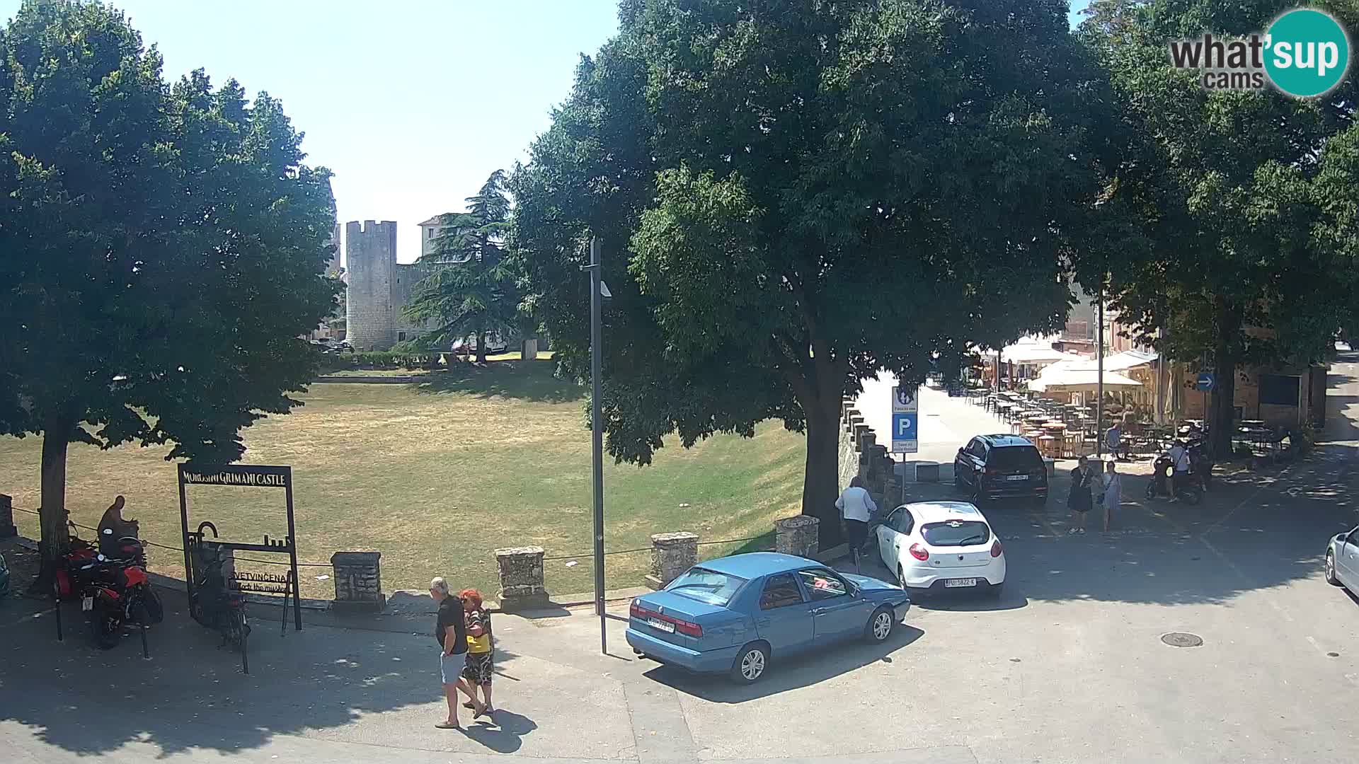 Live Svetvinčenat – vue sur le château Morosini Grimani – Istrie – Croatie