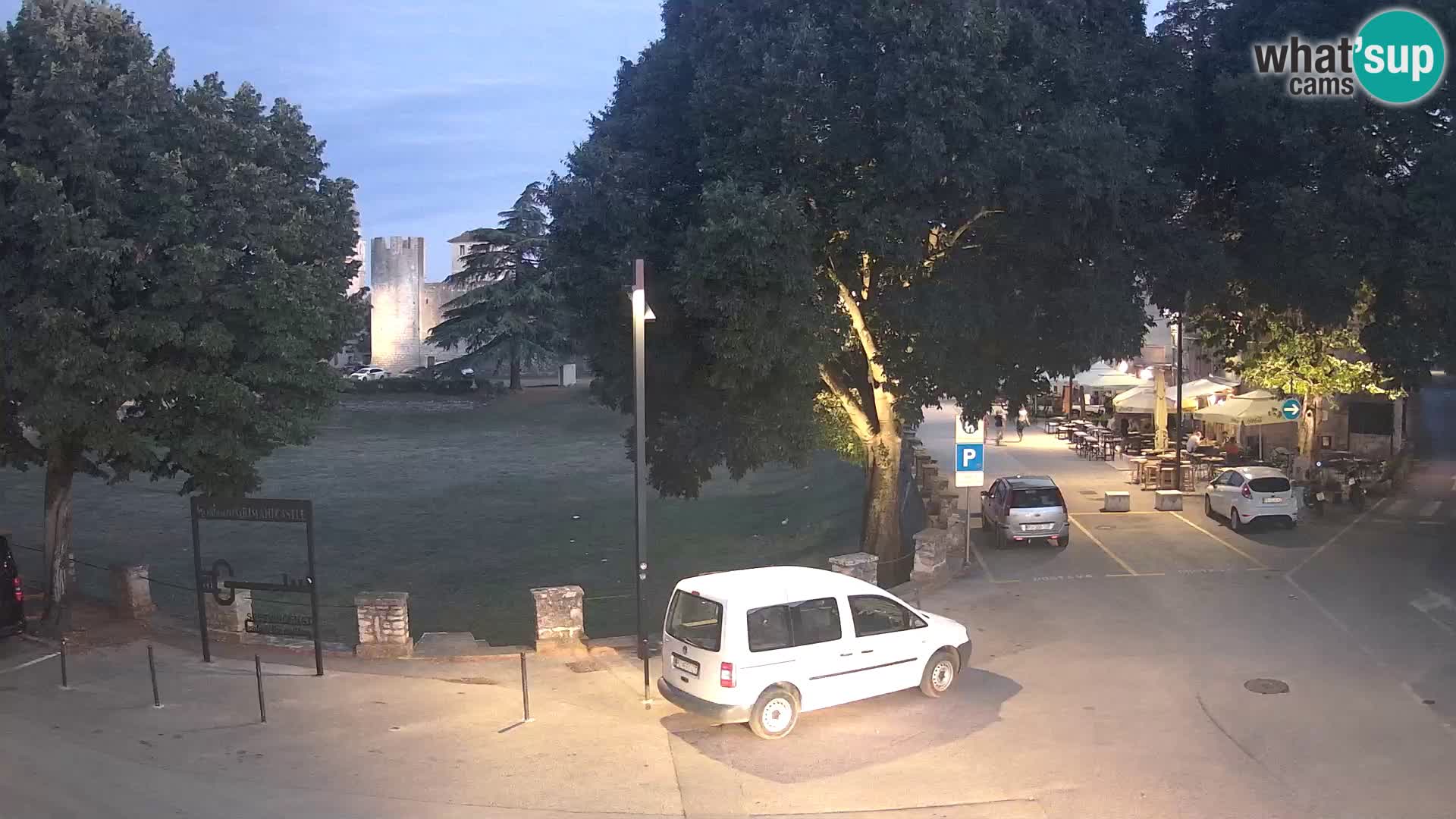 Live Svetvinčenat (Sanvincenti) – vista sul castello Morosini Grimani – Istria – Croazia