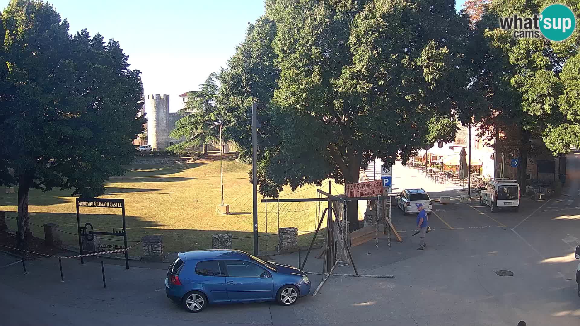 Uživo Svetvinčenat – pogled na dvorac Morosini Grimani – Istra