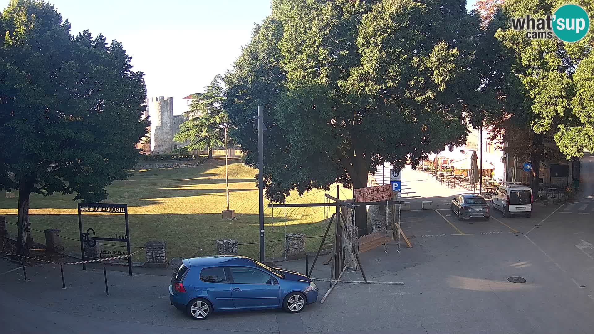 Live Svetvinčenat (Sanvincenti) – vista sul castello Morosini Grimani – Istria – Croazia