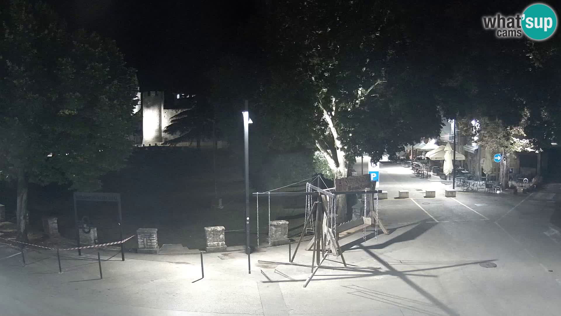 LIVE Svetvinčenat – vista al castillo Morosini Grimani – Istria – Croacia