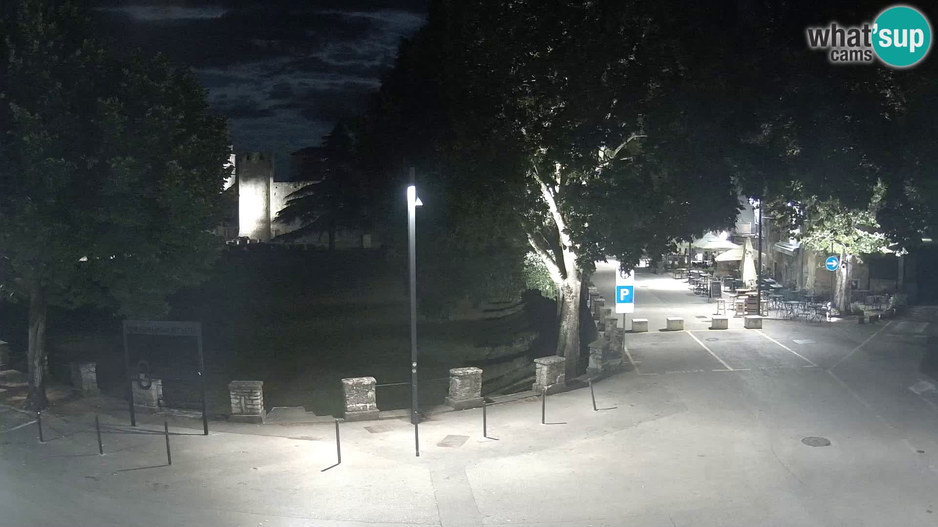 Live Svetvinčenat – Blick auf Schloss Morosini Grimani – Istrien – Kroatien