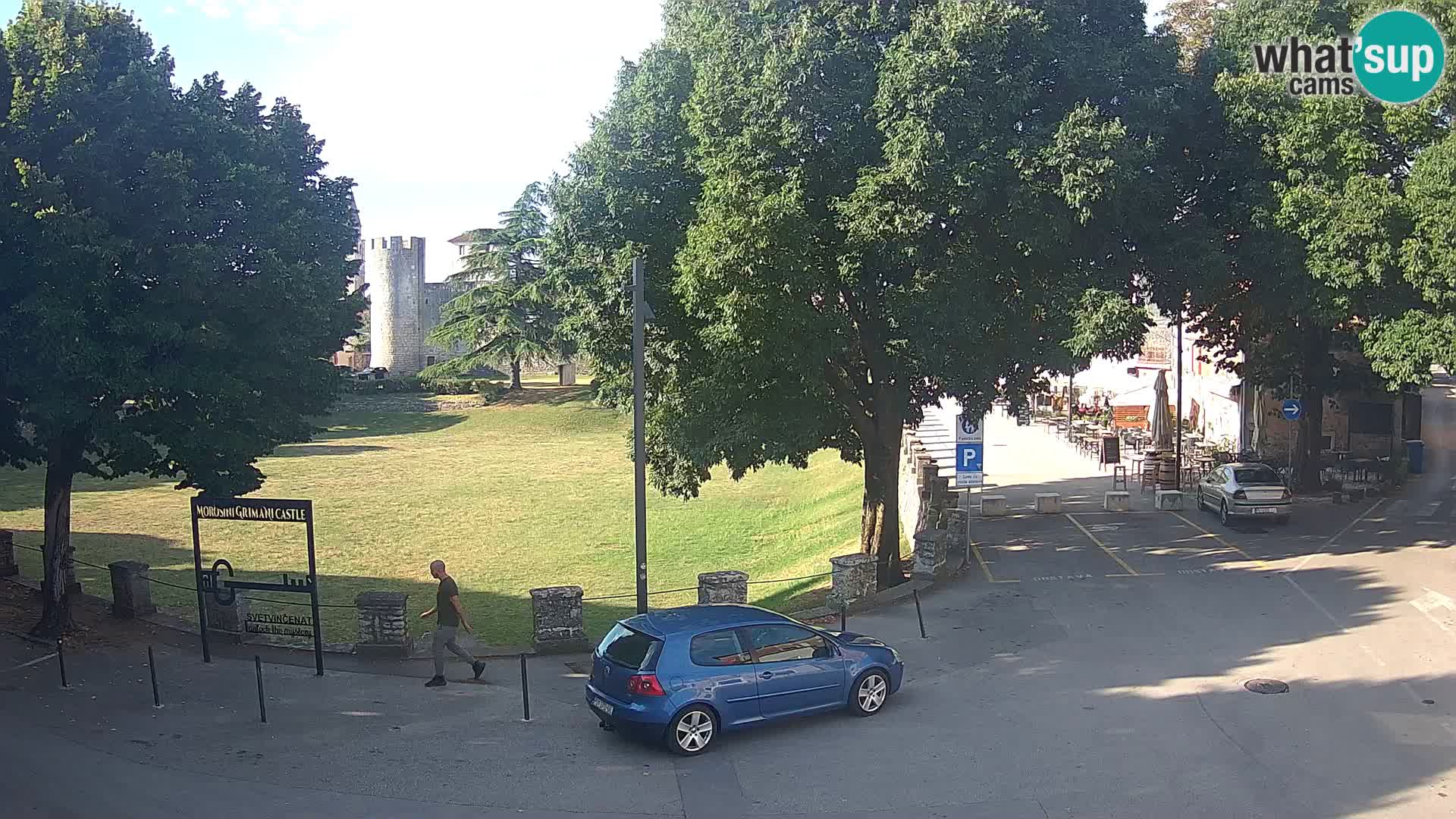 Live Svetvinčenat – Blick auf Schloss Morosini Grimani – Istrien – Kroatien
