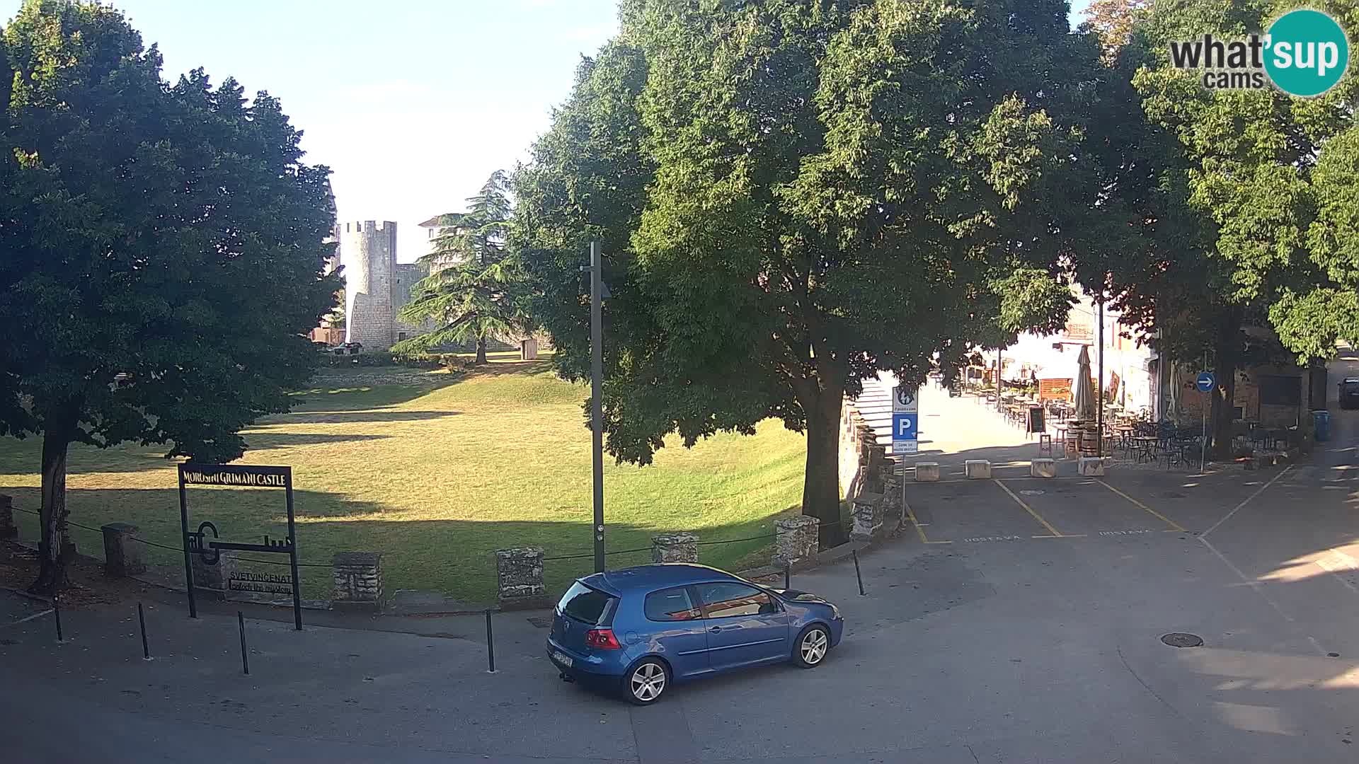 Live Svetvinčenat – vue sur le château Morosini Grimani – Istrie – Croatie