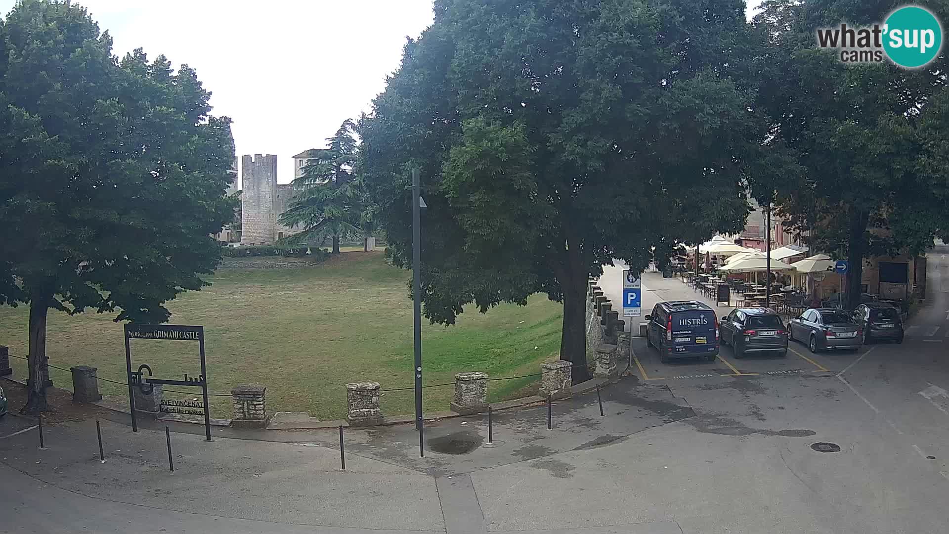 Live Svetvinčenat – vue sur le château Morosini Grimani – Istrie – Croatie