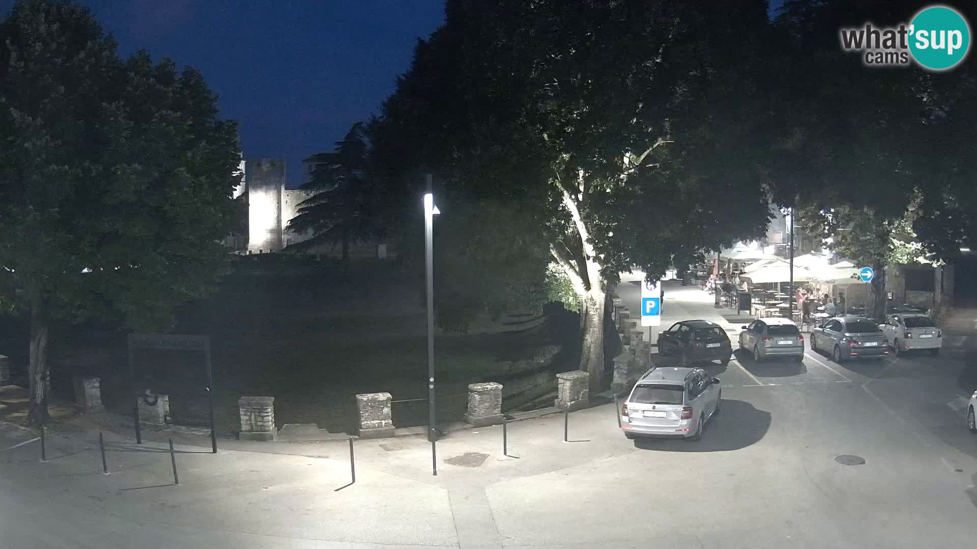 Live Svetvinčenat – vue sur le château Morosini Grimani – Istrie – Croatie
