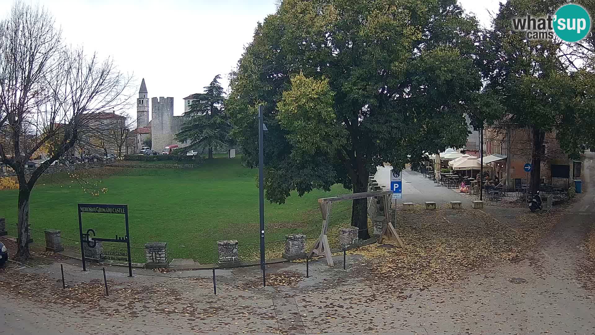 Uživo Svetvinčenat – pogled na dvorac Morosini Grimani – Istra