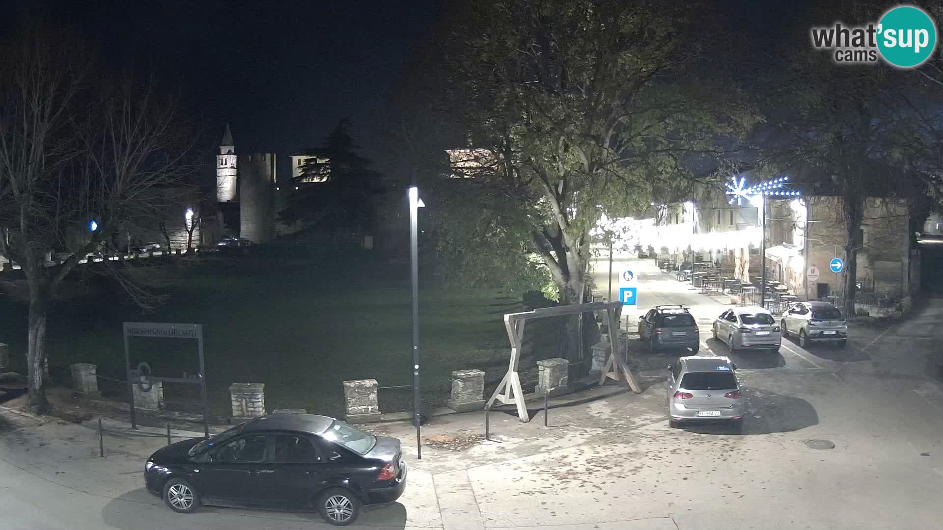 Svetvinčenat v živo – pogled na grad Morosini Grimani – Istra – Hrvaška