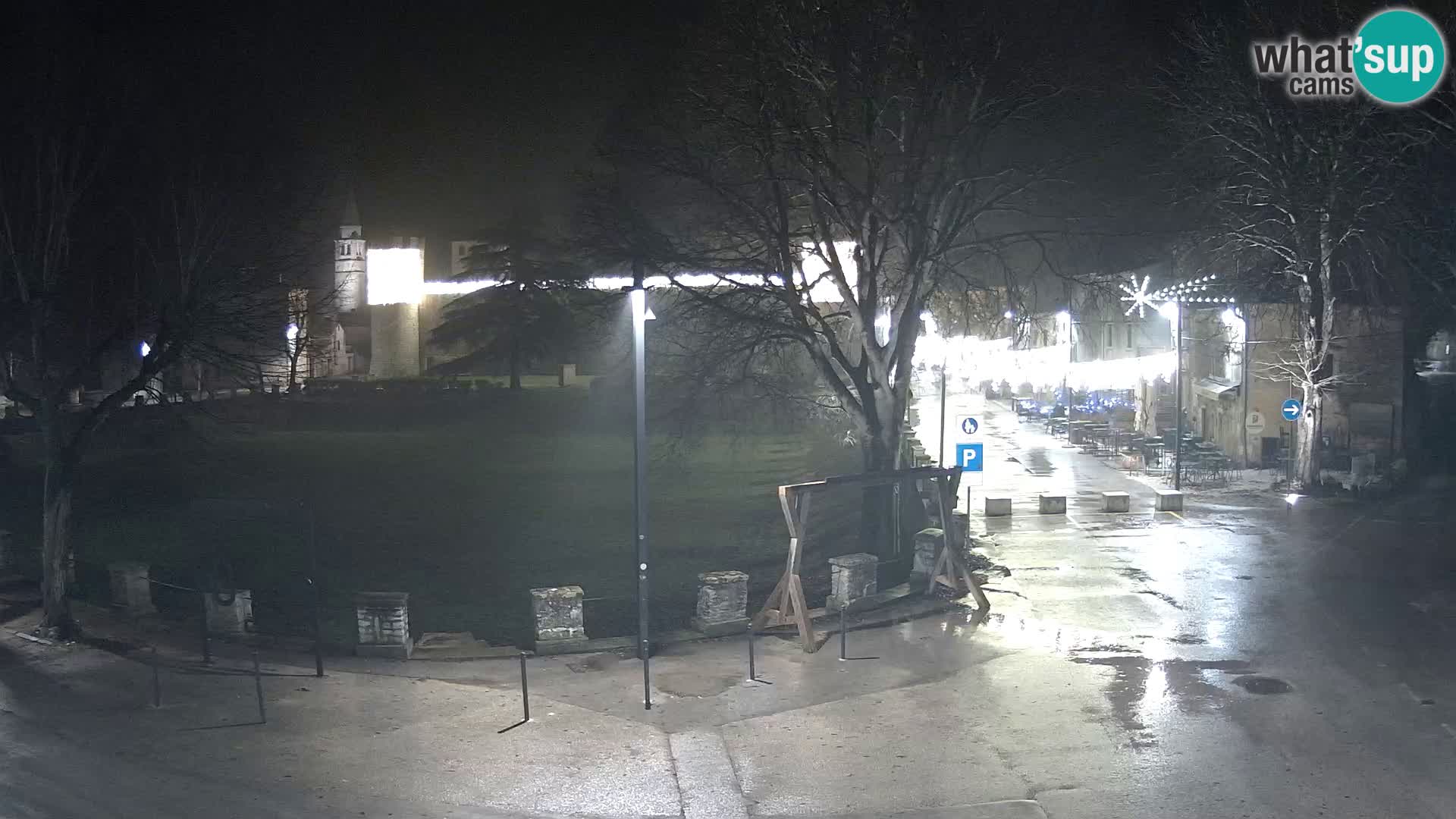 Live Svetvinčenat – Blick auf Schloss Morosini Grimani – Istrien – Kroatien