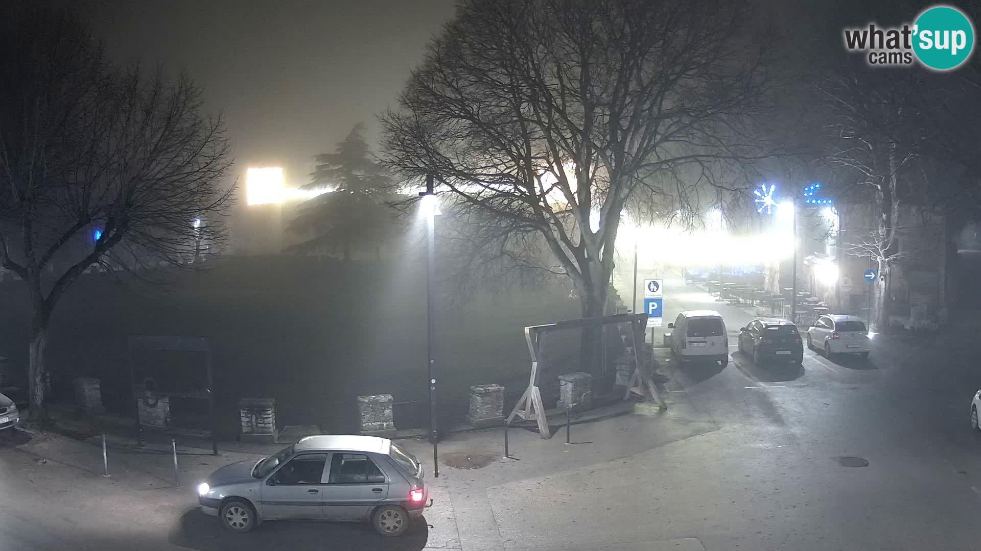 Uživo Svetvinčenat – pogled na dvorac Morosini Grimani – Istra