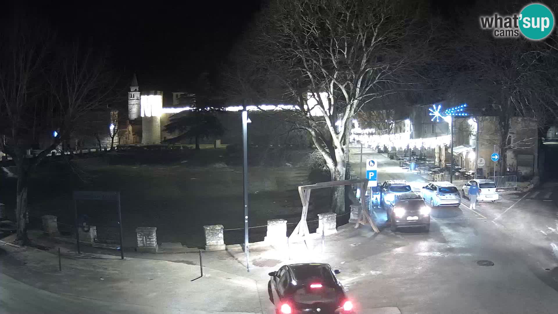 Uživo Svetvinčenat – pogled na dvorac Morosini Grimani – Istra