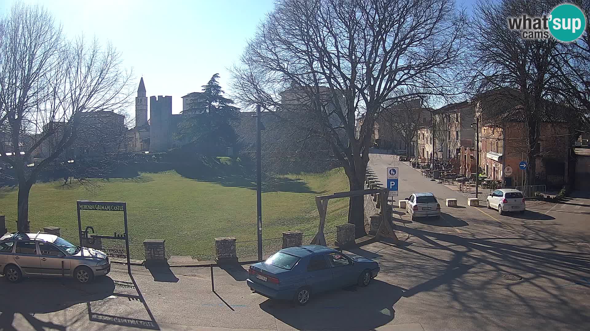 Uživo Svetvinčenat – pogled na dvorac Morosini Grimani – Istra