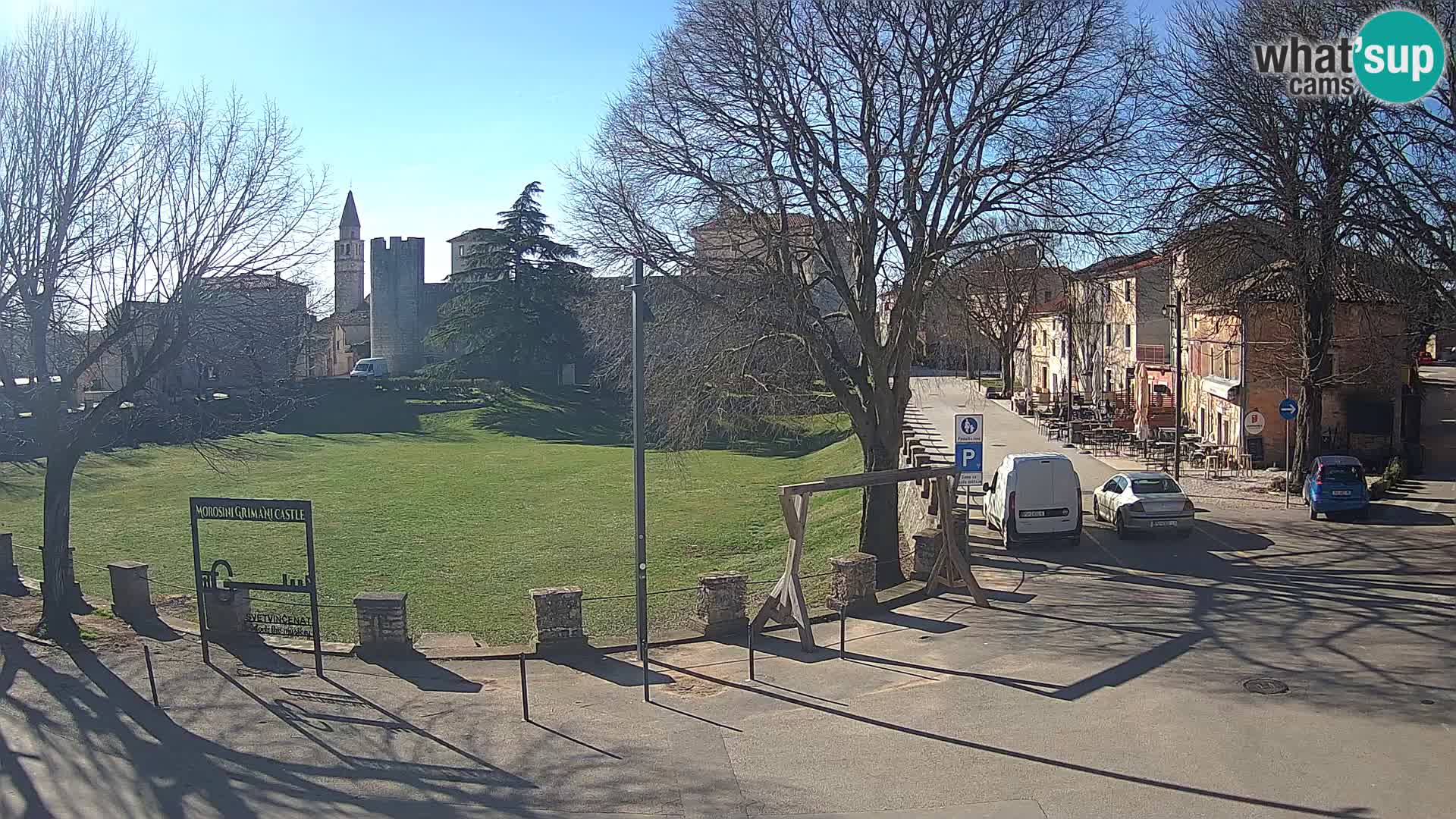 Live Svetvinčenat – Blick auf Schloss Morosini Grimani – Istrien – Kroatien