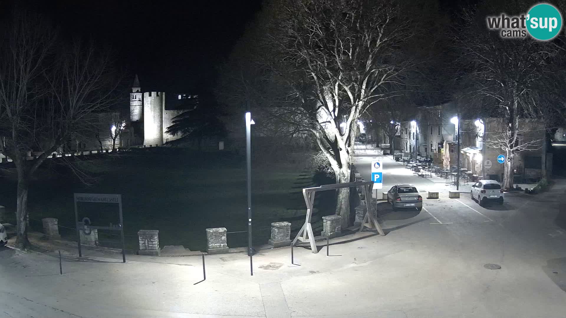 Live Svetvinčenat – vue sur le château Morosini Grimani – Istrie – Croatie