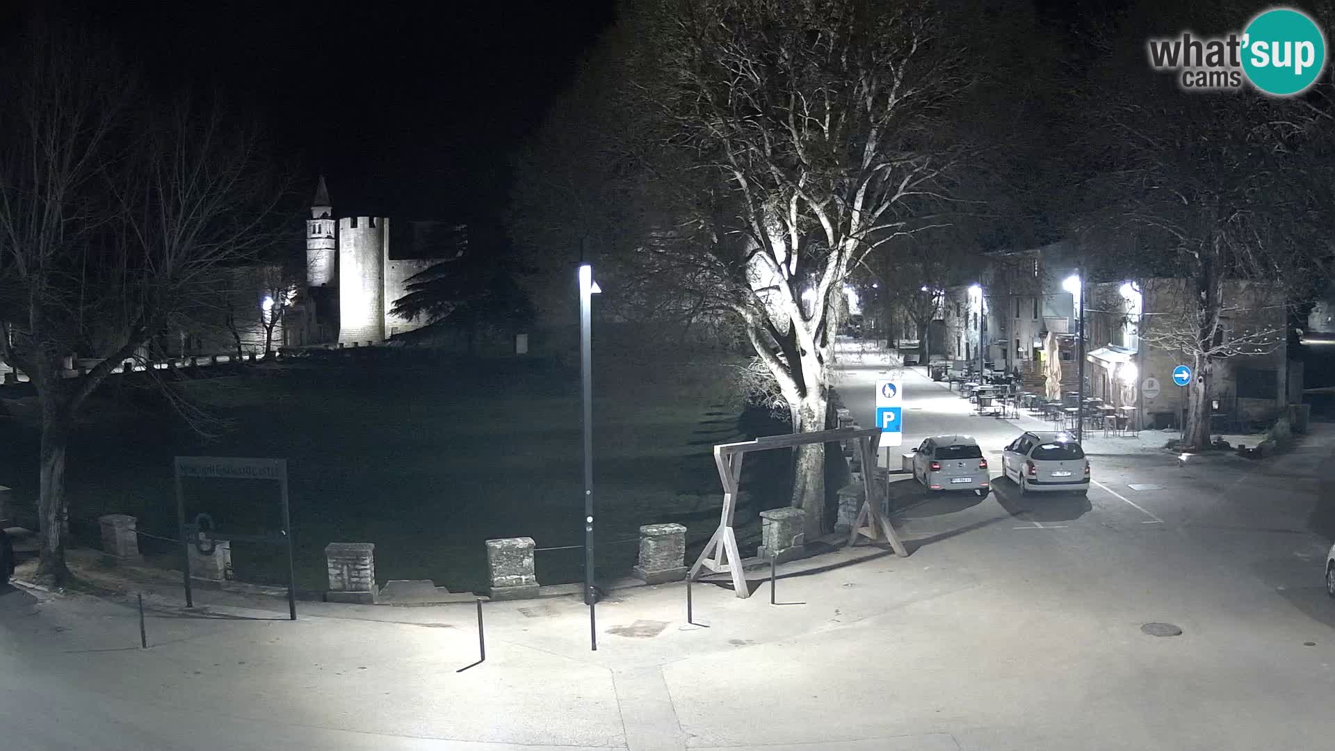 Uživo Svetvinčenat – pogled na dvorac Morosini Grimani – Istra