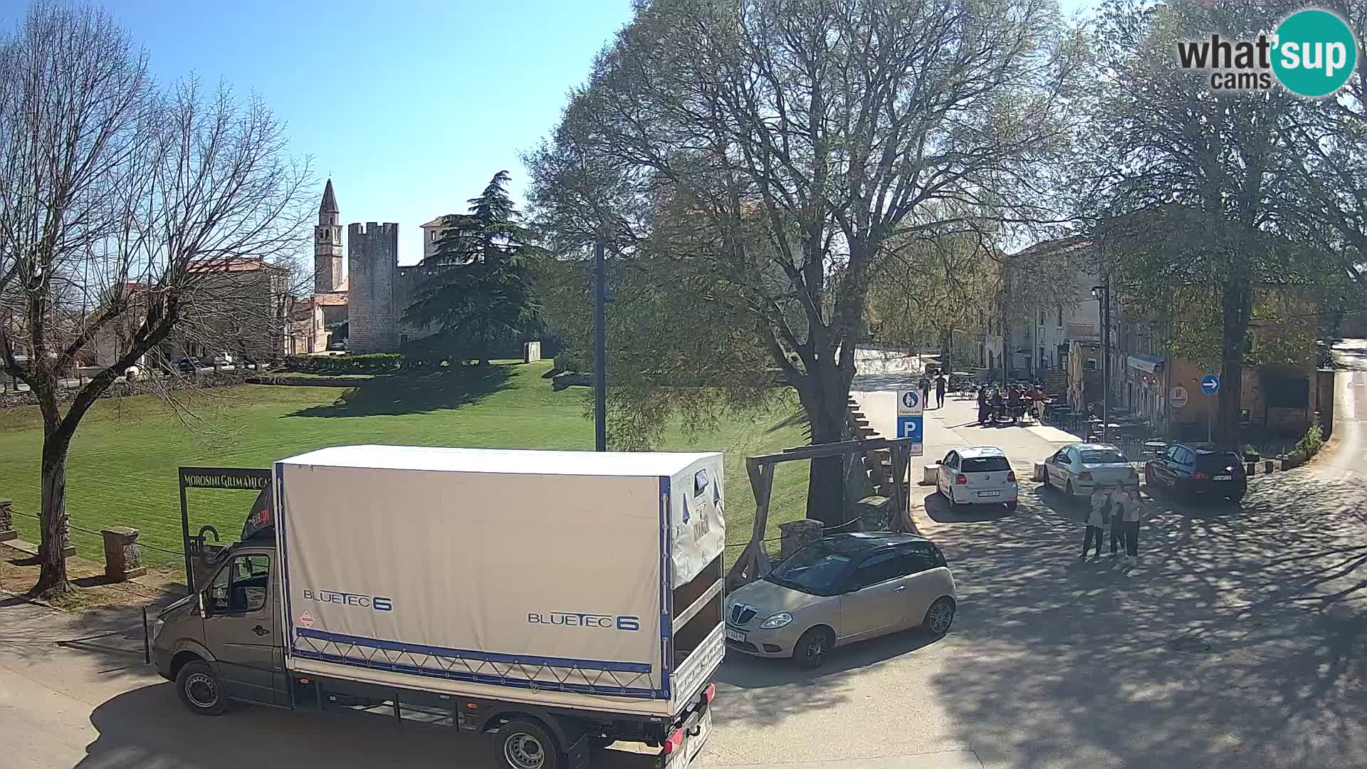 Live Svetvinčenat – vue sur le château Morosini Grimani – Istrie – Croatie