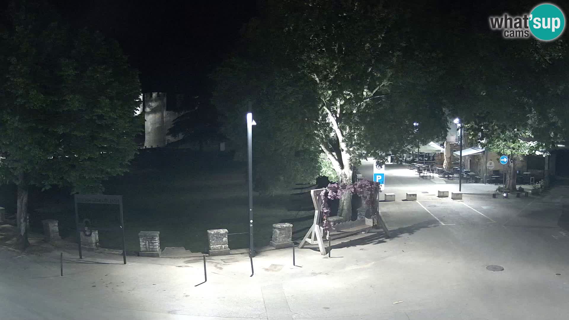 Live Svetvinčenat (Sanvincenti) – vista sul castello Morosini Grimani – Istria – Croazia