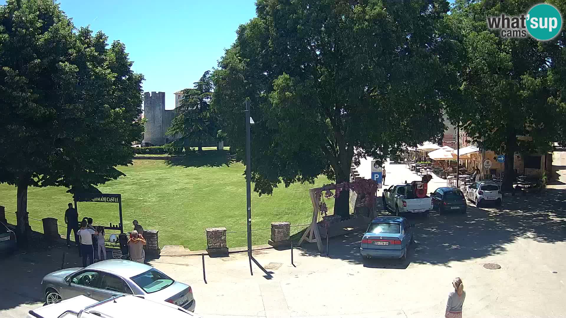 Live Svetvinčenat (Sanvincenti) – vista sul castello Morosini Grimani – Istria – Croazia