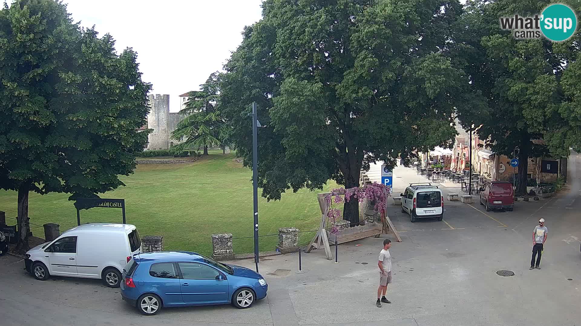 Live Svetvinčenat – Blick auf Schloss Morosini Grimani – Istrien – Kroatien