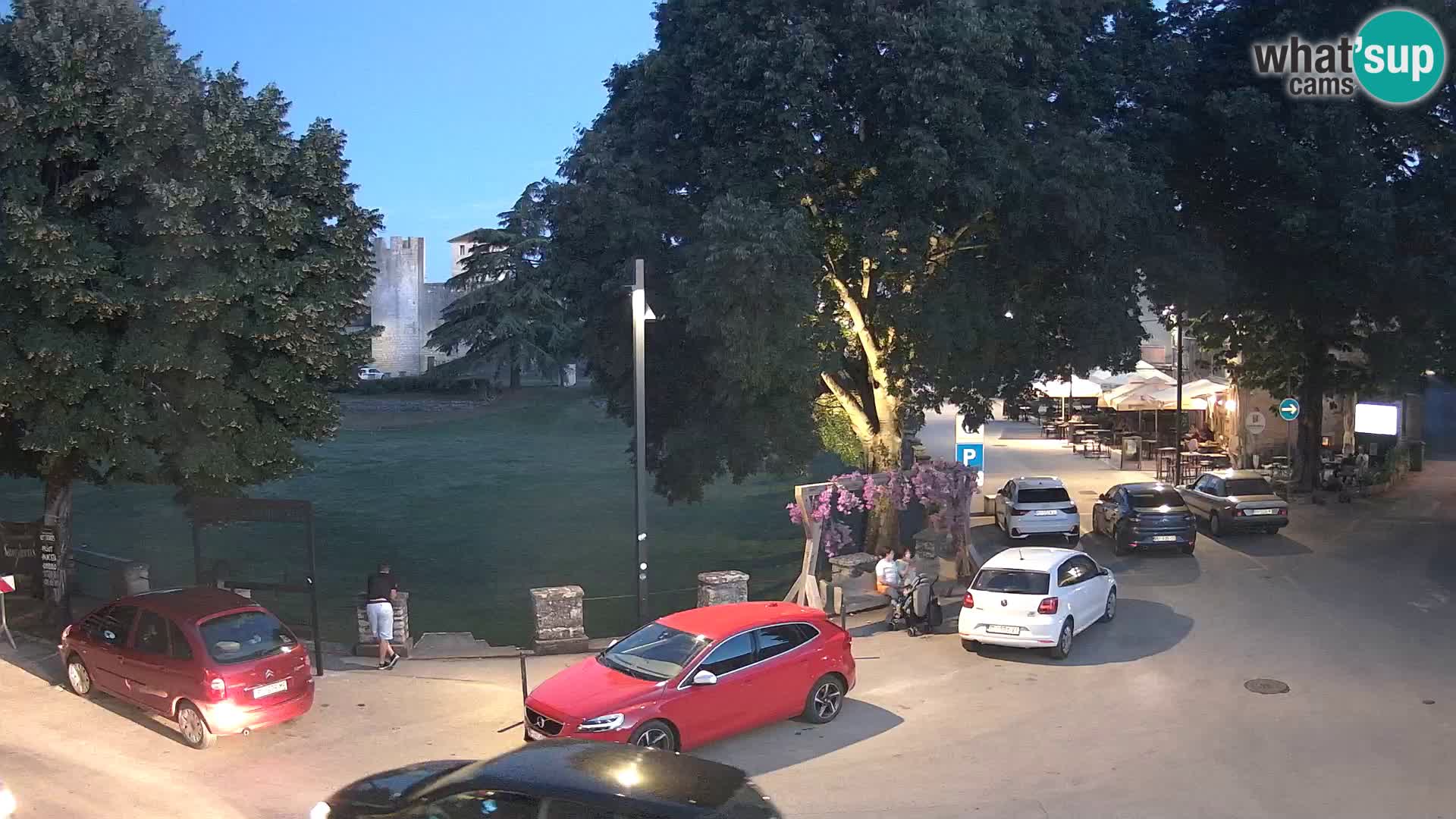Live Svetvinčenat – vue sur le château Morosini Grimani – Istrie – Croatie