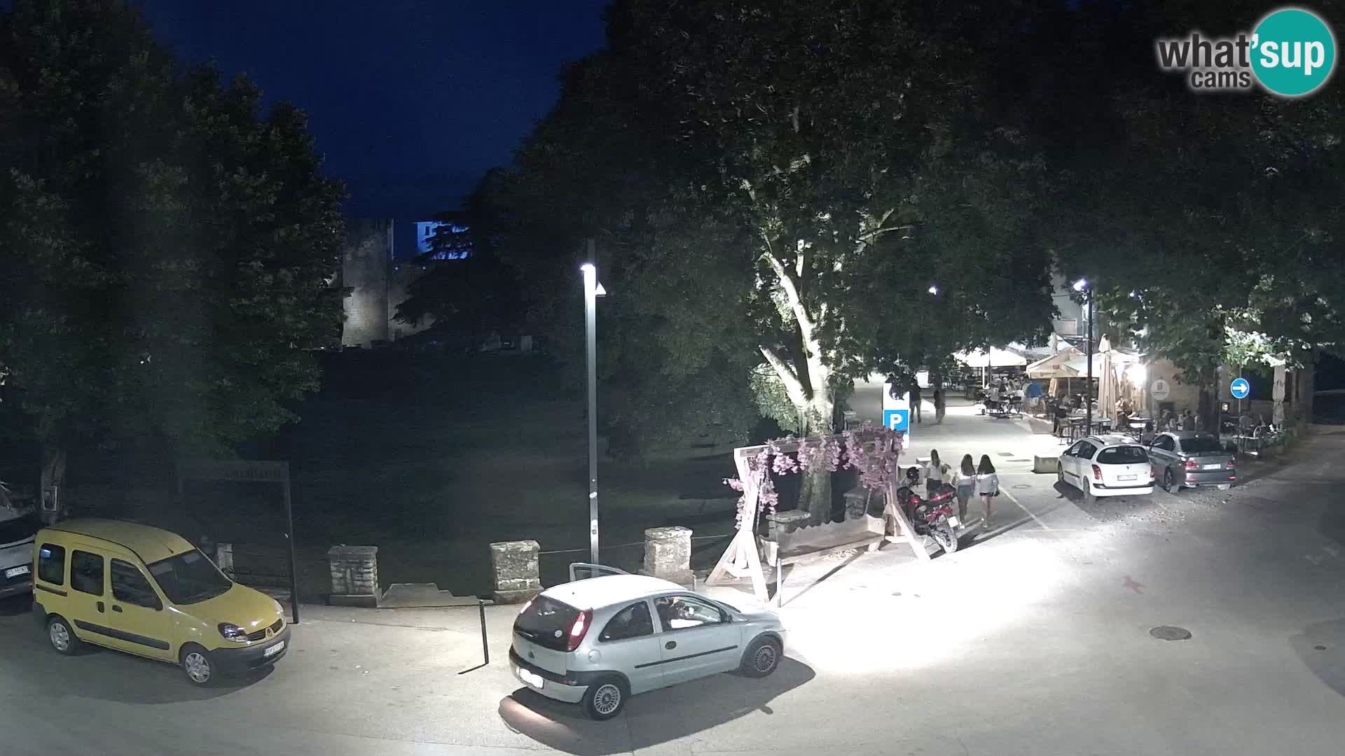 Live Svetvinčenat – Blick auf Schloss Morosini Grimani – Istrien – Kroatien