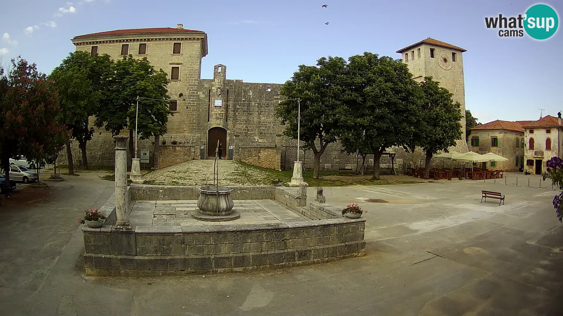 Webcam Svetvinčenat – the Castle and well – Istria – Croatia