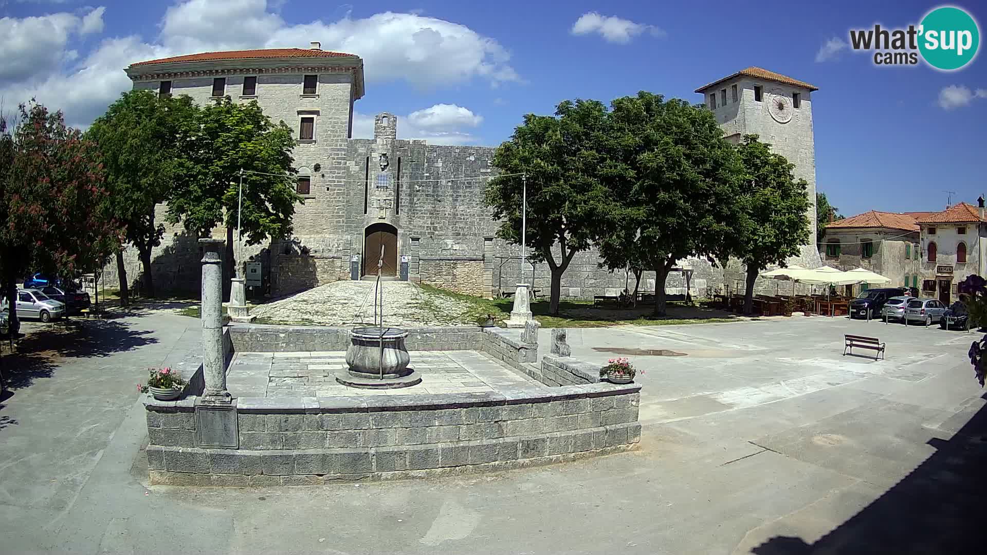Webcam Svetvinčenat – the Castle and well – Istria – Croatia