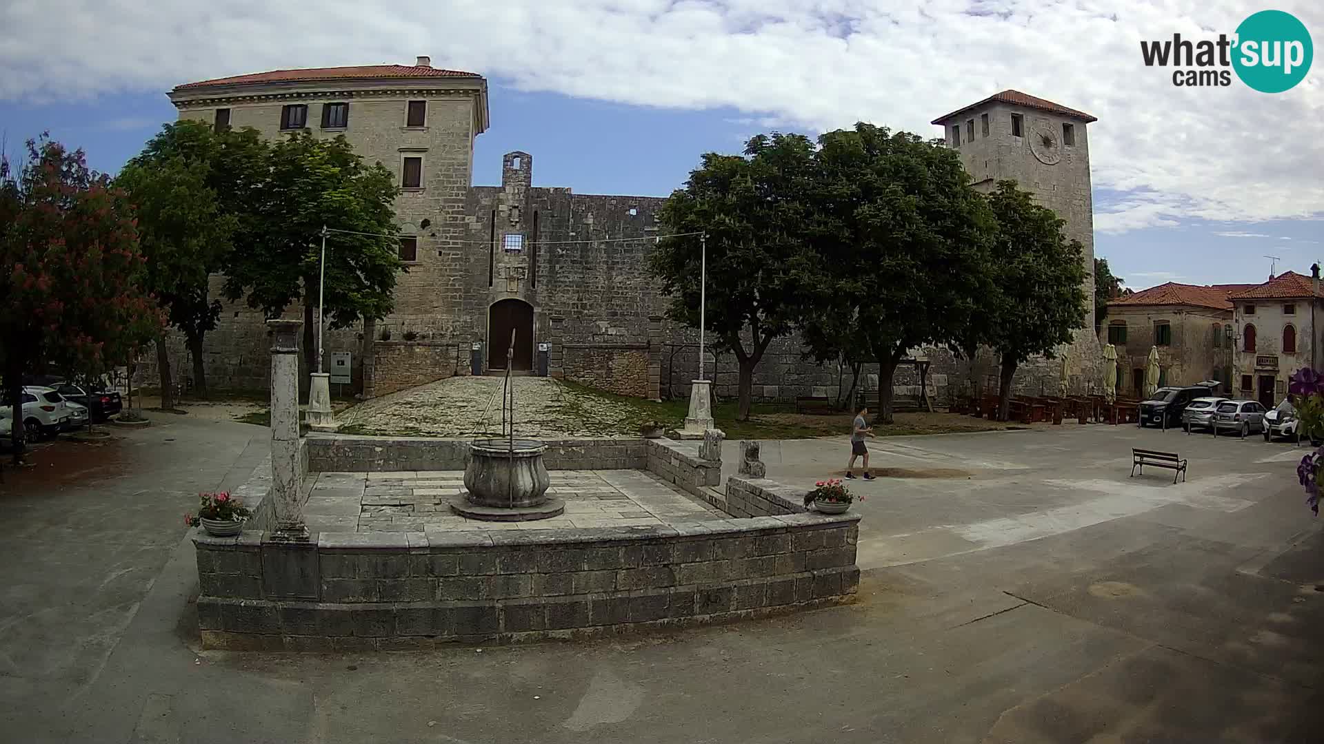 Webcam Svetvinčenat – el castillo y el pozo – Istria – Croacia