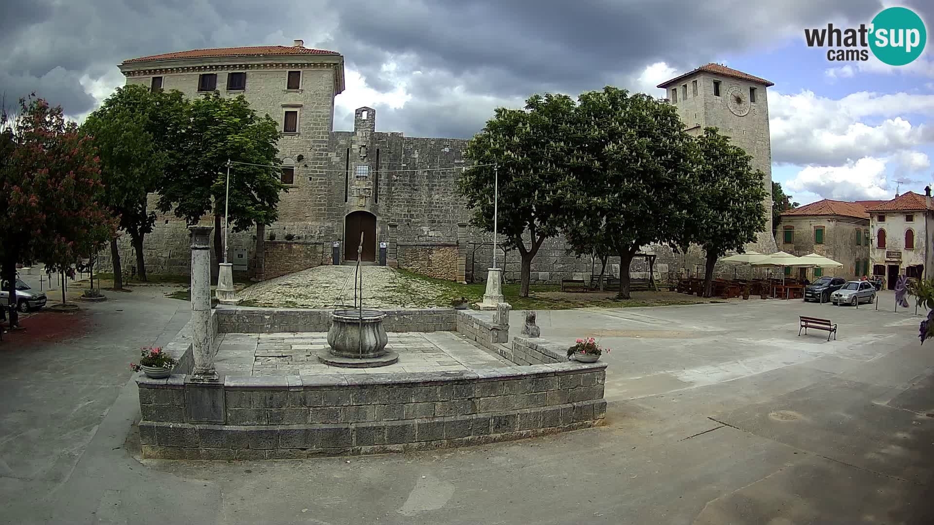 Web kamera Svetvinčenat – Dvorac i zdenac – Istra – Hrvatska