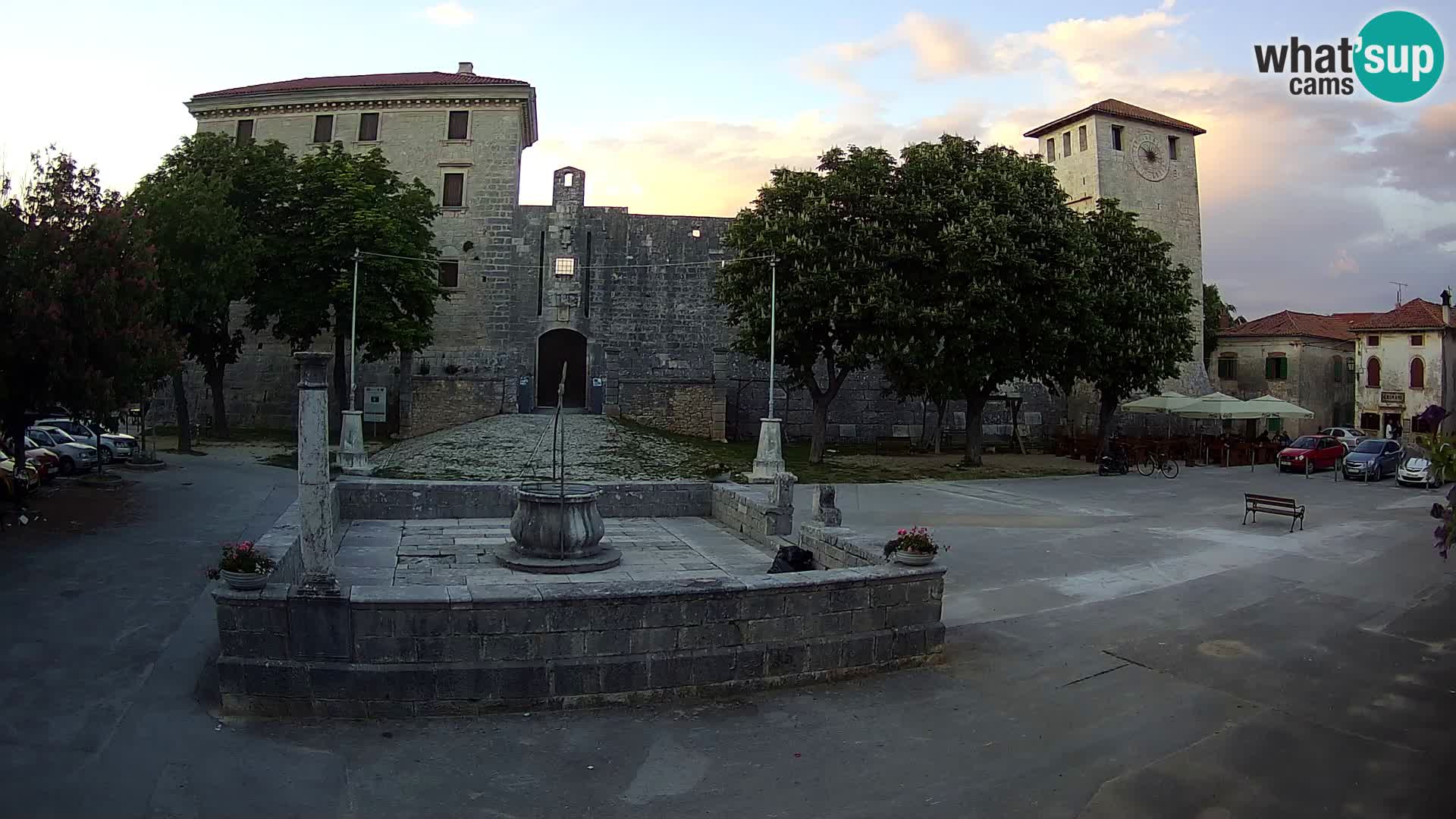 Webcam Svetvinčenat – el castillo y el pozo – Istria – Croacia