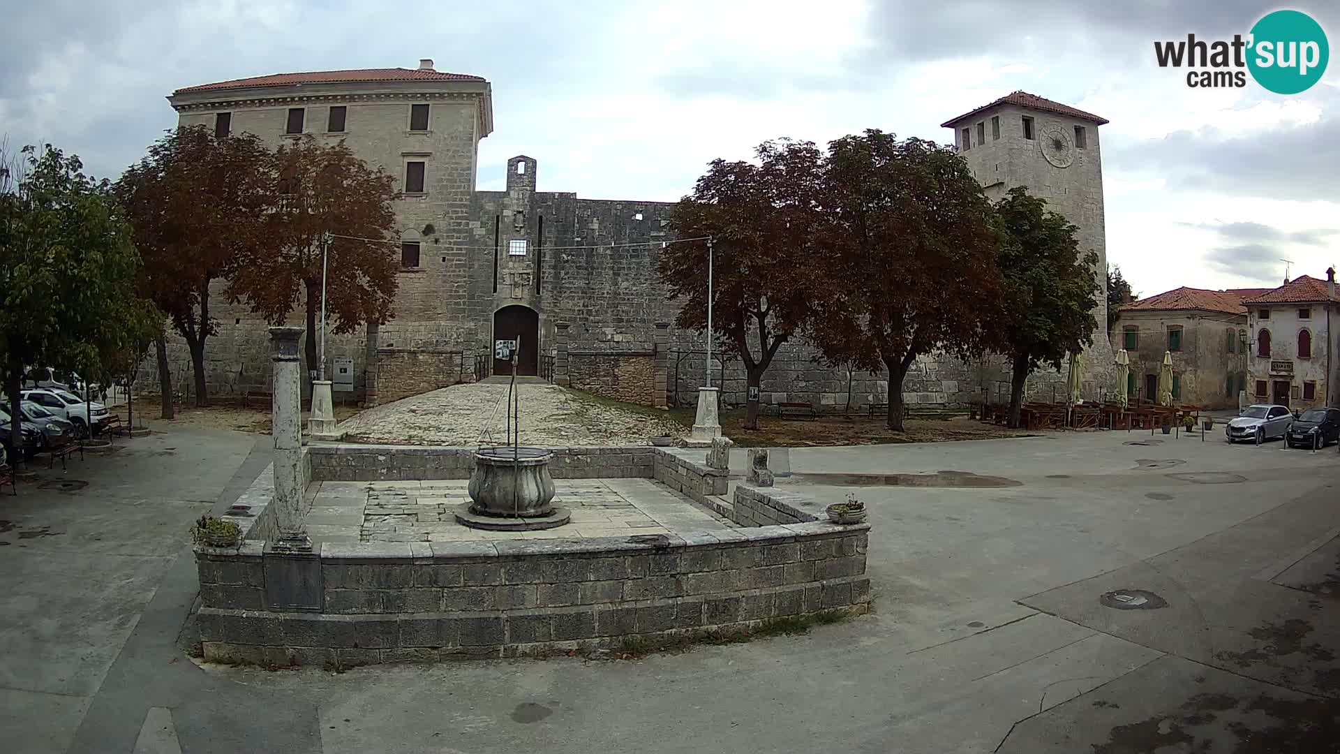 Webcam Svetvinčenat – el castillo y el pozo – Istria – Croacia